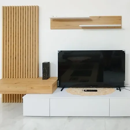 Spacious Comfortable *