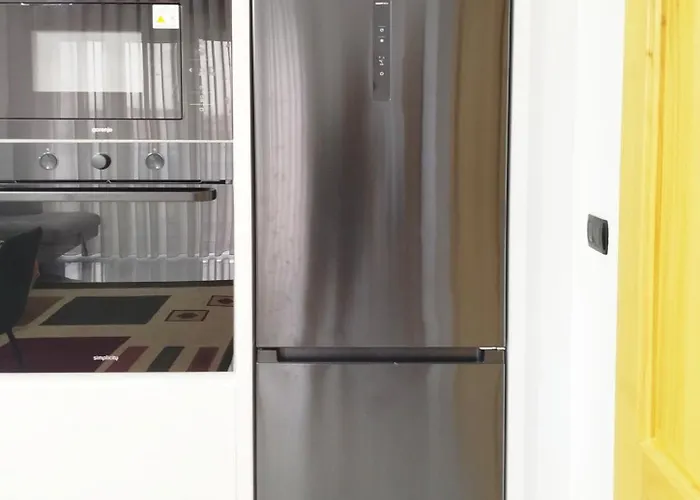 Lägenhet Spacious Comfortable Durrës